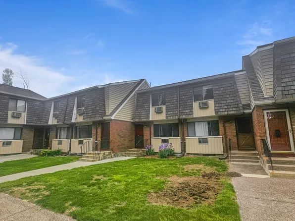 300 High Path Road #300, Windsor, CT 06095