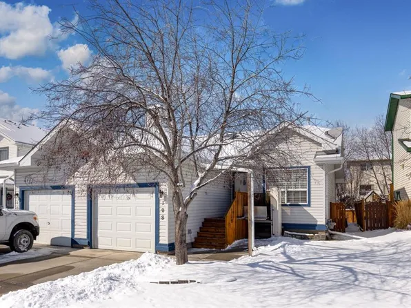 108 E Quigley Close, Cochrane, AB T4C 1S4