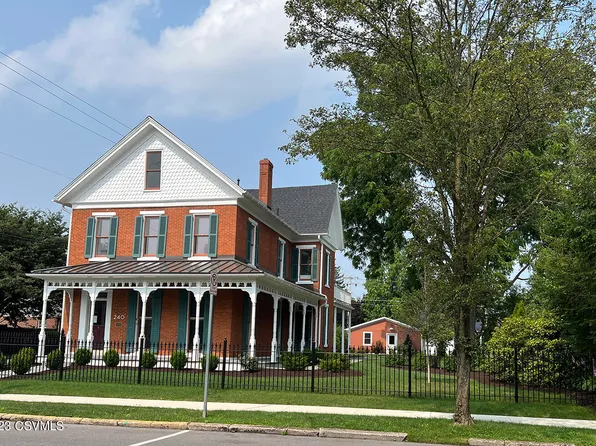 240 N 3rd St, Lewisburg, PA 17837