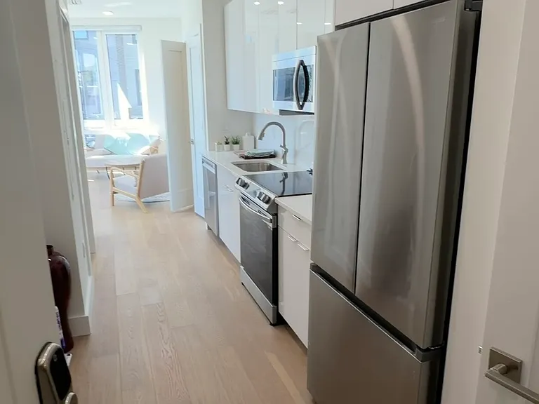 36-38 Hichborn St #201 — Photo 7
