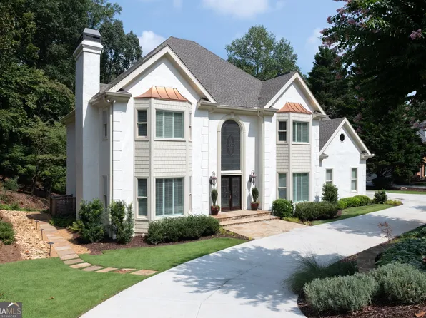 7770 N Spalding Lake Dr, Sandy Springs, GA 30350