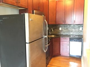 2029 Spruce St APT 4, Philadelphia, PA 19103