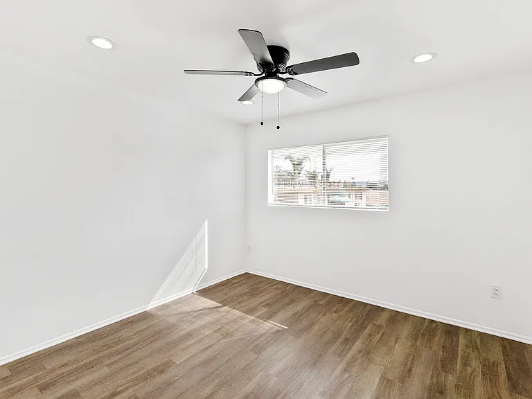 15316 Gault St #205 — Photo 6
