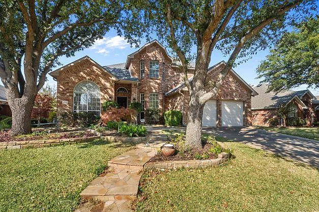 2313 Ainsley Dr