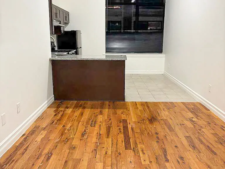 146 Main Street — Photo 4