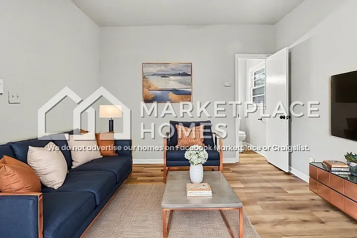 876 Custer St #G1 — Photo 3