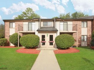 545 English Village Dr #CEC80DC18, Indianapolis, IN 46239