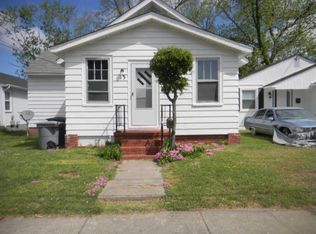 13 Magnolia Pl, Hampton, VA 23669