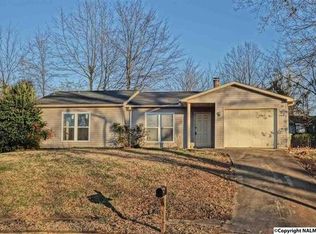 3911 Oak Glen Ter SW, Huntsville, AL 35805