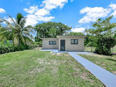 8280 NW 5th Ave, Miami, FL, 33150