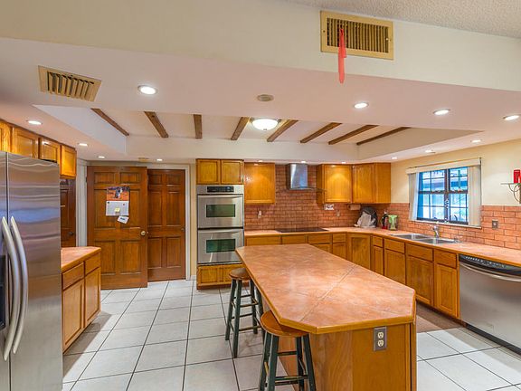 5th image of 3075 Knox Mc Rae Dr