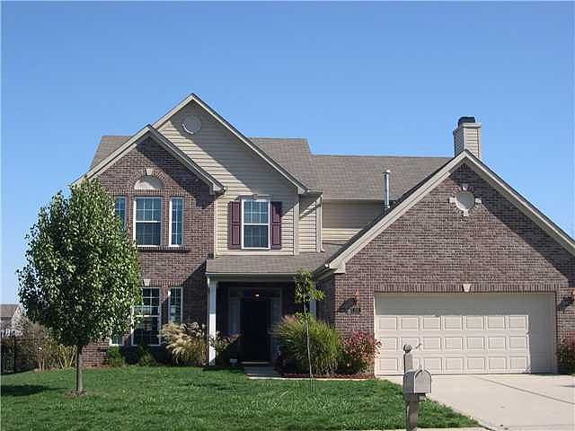 1st image of 1531 Woodfield Dr