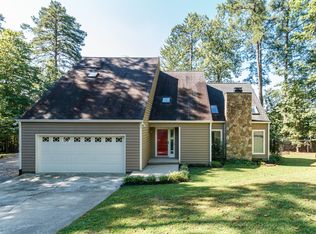 4901 Hill Pl, Raleigh, NC 27613