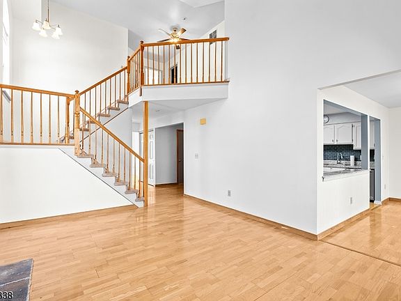 5th image of 12 Buffalo Hollow Rd