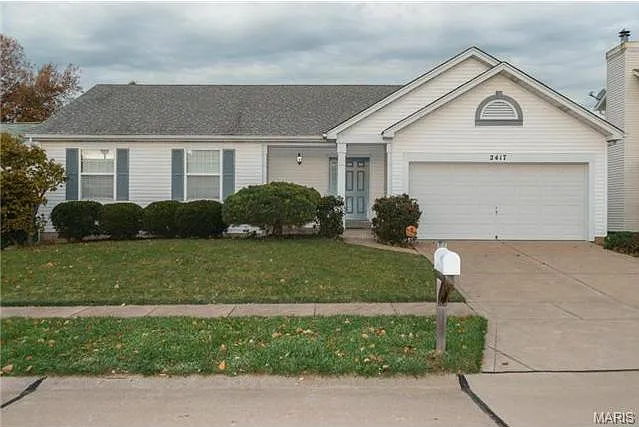 2417 Black Pine Ct photo 1