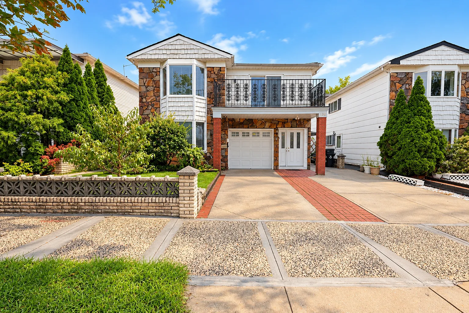 3 bed, $3,200 — Photo 2