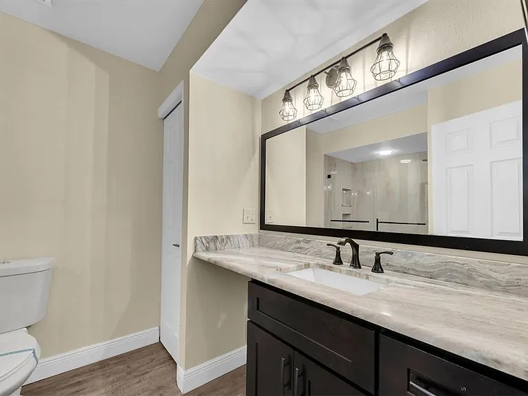 802 Hidden Harbour Dr — Photo 29
