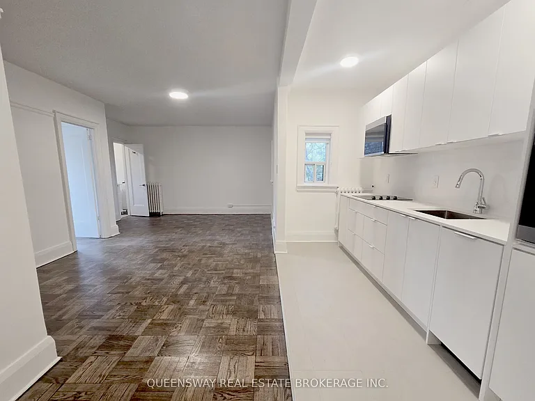 110 Wellesley St E #508 — Photo 5