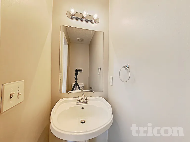 3651 Stonefield St — Photo 14