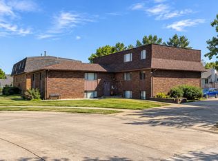 3405 Holiday Ct APT 5, Bettendorf, IA 52722