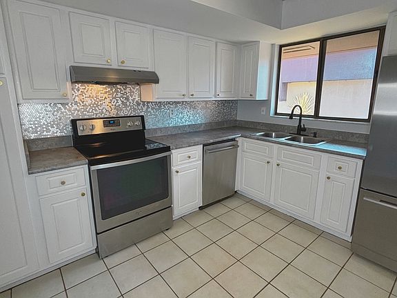 4th image of 880 S Village Dr N