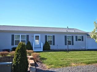 4 Xander Ln, Plymouth, MA 02360