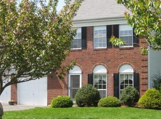 17 Nason Ln, Foxboro, MA 02035