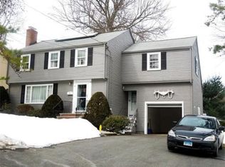45 Converse St, Wakefield, MA 01880