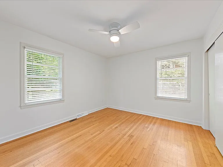 251 Bennett St — Photo 15