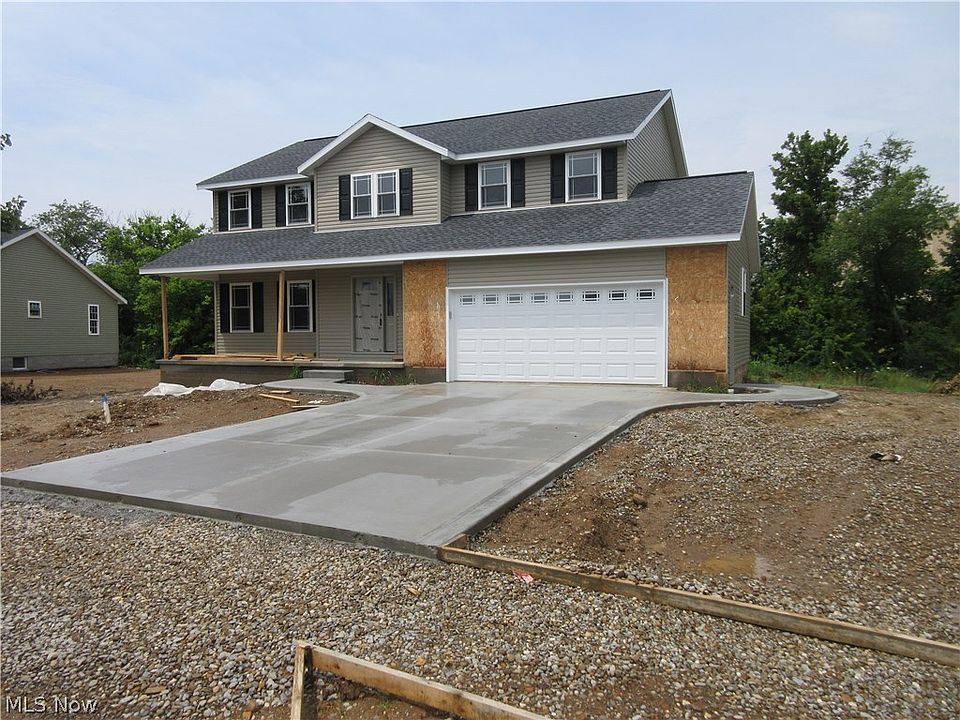2nd image of 1972 Brookside Dr NE