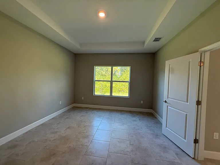232 Bell Blvd S — Photo 7
