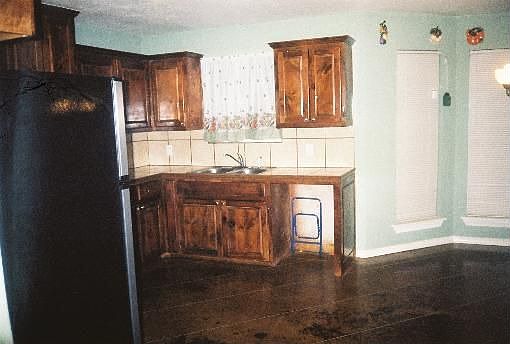 2nd image of 142 Private Road 54116