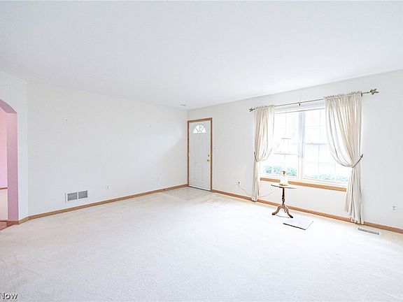 4th image of 4507 Grand Teton Dr