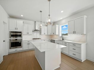 12102 Ivy St, Rogers, MN 55374