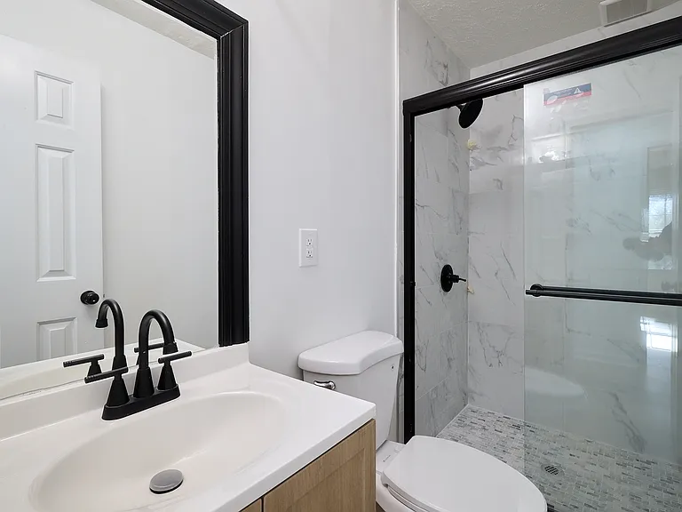 2823 Brackenwood Ct — Photo 17