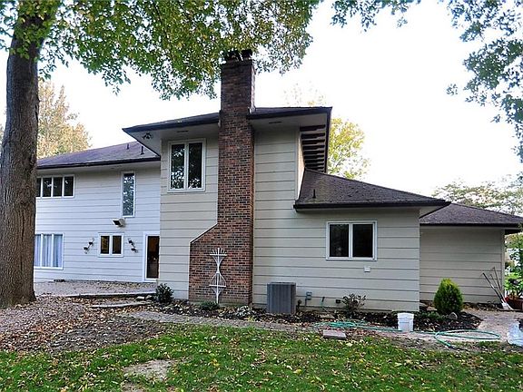 2nd image of 44 Birchwood Dr