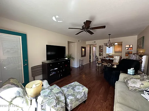 3210 Sweetwater Ave Photo 1