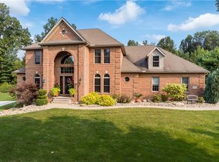 6749 Chatsworth St NW, Canton, OH 44718