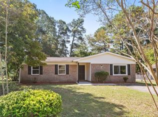 1930 Alder Rd, Fayetteville, NC 28304