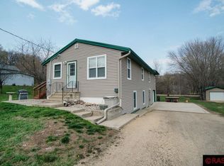 822 Neubert Ct, Mankato, MN 56001