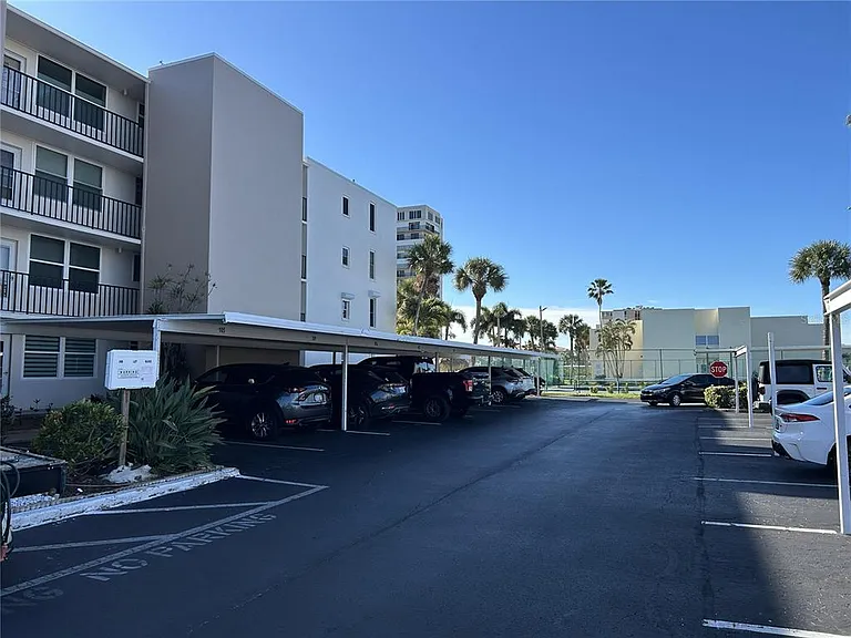 7625 Sun Island Dr S #108 — Photo 41