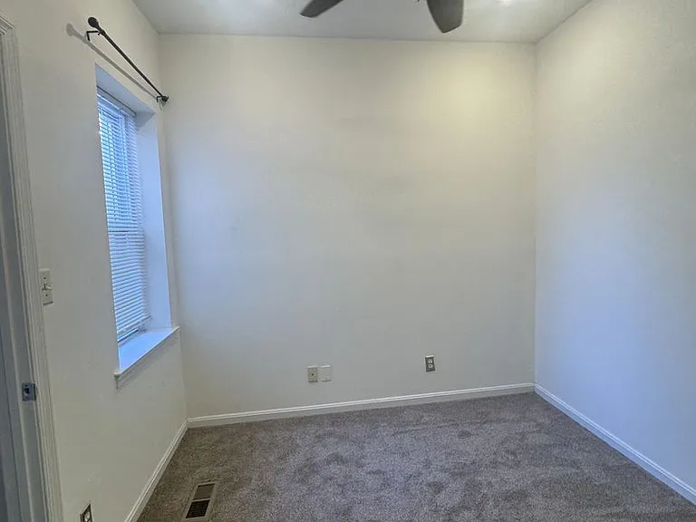 932 Westminster St NW — Photo 13