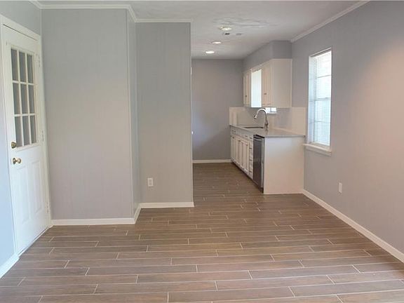 4th image of 412 Highland Park Dr