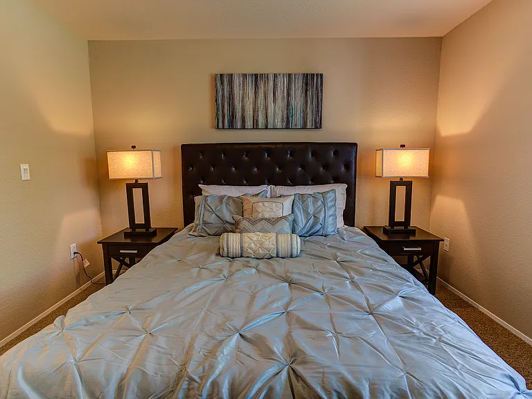 Commons at Dawson Creek Apartments — Photo 14