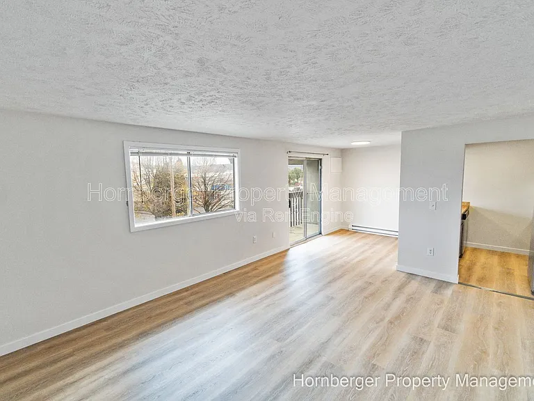 2807 E Boone Ave #3 — Photo 4