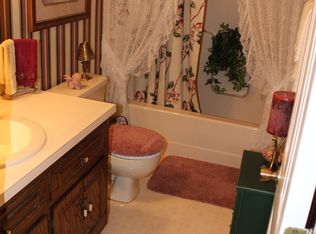 2305 W Oakland Ave, Sumter, SC 29154