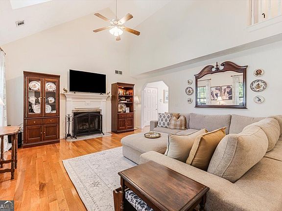 5th image of 2651 Bearden Blvd