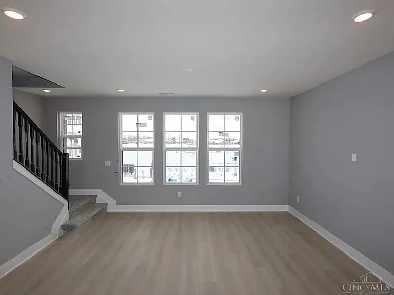 6342 Coverage Ct — Photo 3