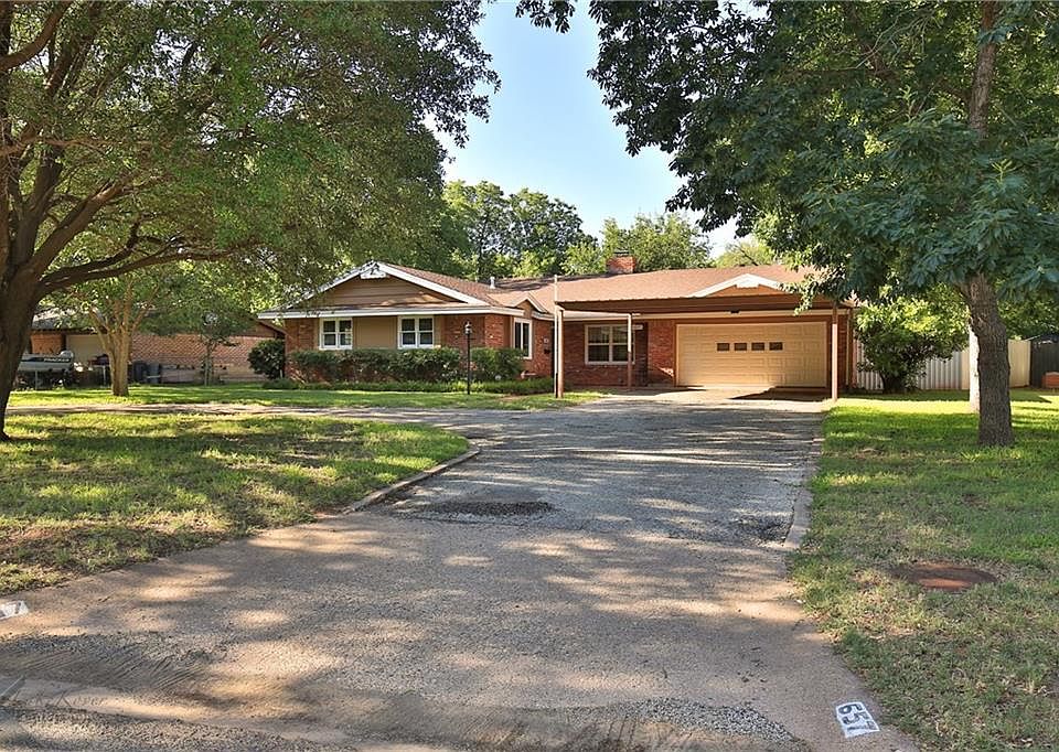1st image of 657 Westwood Dr