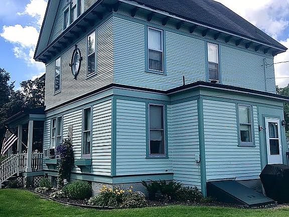 3rd image of 116 W School St